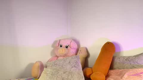 Snapshot of lauren_gil_ chatting on October 2025 12:50:01 PM 1 online show from October 2025 12:50:01 PM