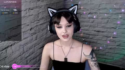 Snapshot of lauren_raquel chatting on January 2025 04:12:02 PM Eva online show from January 2025 04:12:02 PM