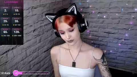 Snapshot of lauren_raquel chatting on February 2025 08:05:02 PM Eva online show from February 2025 08:05:02 PM