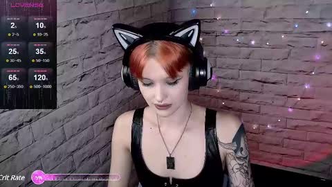 Snapshot of lauren_raquel chatting on February 2025 06:20:01 PM Eva online show from February 2025 06:20:01 PM