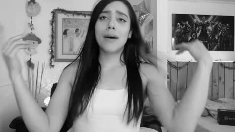 Snapshot of lauren_sweet7 chatting on December 2024 05:36:02 PM Lauren online show from December 2024 05:36:02 PM