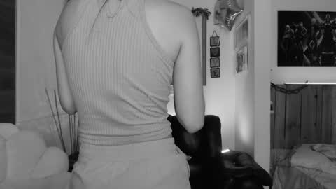 Snapshot of lauren_sweet7 chatting on December 2024 01:07:02 AM Lauren online show from December 2024 01:07:02 AM