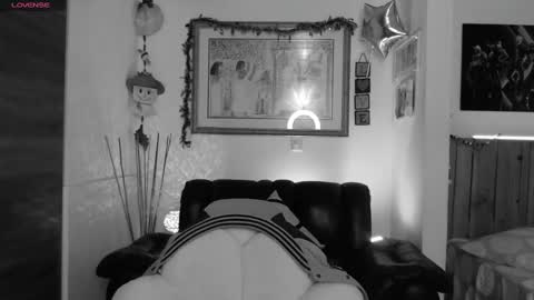 Snapshot of lauren_sweet7 chatting on January 2025 03:49:02 AM Lauren online show from January 2025 03:49:02 AM