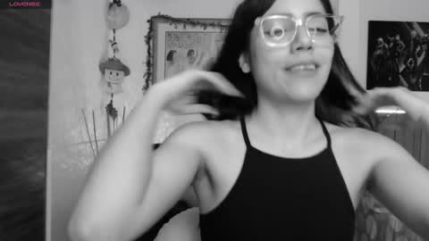 Snapshot of lauren_sweet7 chatting on January 2025 03:46:01 AM Lauren online show from January 2025 03:46:01 AM