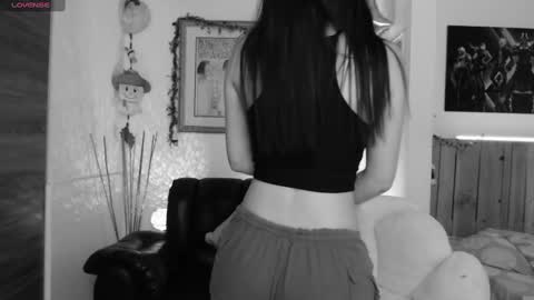 Snapshot of lauren_sweet7 chatting on January 2025 06:48:02 AM Lauren online show from January 2025 06:48:02 AM