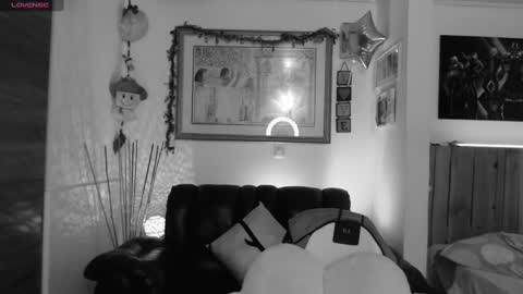 Snapshot of lauren_sweet7 chatting on January 2025 01:53:02 AM Lauren online show from January 2025 01:53:02 AM