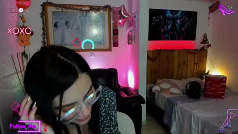 Snapshot of lauren_sweet7 chatting on March 2025 06:39:02 AM Lauren online show from March 2025 06:39:02 AM