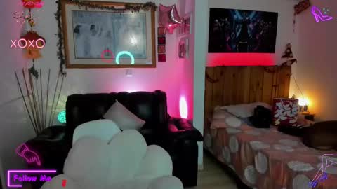 Snapshot of lauren_sweet7 chatting on March 2025 09:02:02 AM Lauren online show from March 2025 09:02:02 AM