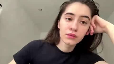 laurenadupuy online show from July 2026 01:17:02 PM