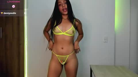 Lauren  Ryan online show from November 2025 01:30:02 AM