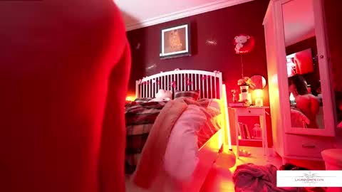 Snapshot of laurenbrite chatting on March 2025 12:07:02 AM Lauren Brite online show from March 2025 12:07:02 AM