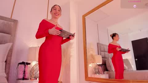 Snapshot of laurencarter1 chatting on October 2025 03:49:01 AM online show from October 2025 03:49:01 AM