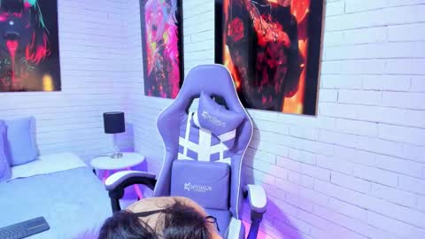 Snapshot of laurenhazel_ chatting on October 2025 03:29:01 AM LaurenHazel online show from October 2025 03:29:01 AM