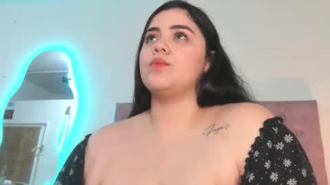 laurenlaine online show from May 2026 09:56:02 PM