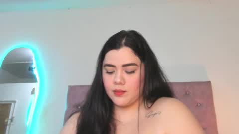 laurenlaine online show from May 2026 11:40:02 AM