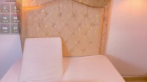 laurenn_smitth online show from May 2026 12:54:01 PM