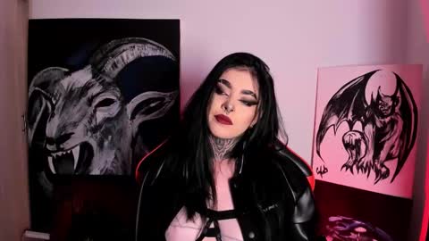 Snapshot of laurenrousexx chatting on September 2025 03:44:01 AM LAUREN INDEPENDENT MODEL HELP ME REACH 100 LIKES PLS online show from September 2025 03:44:01 AM