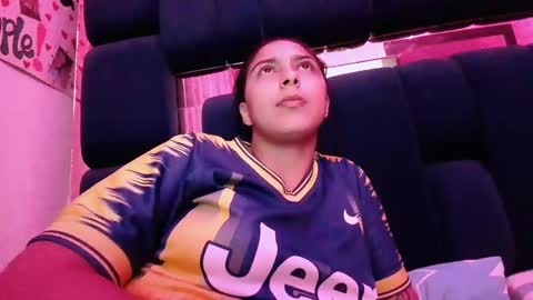 Laurent online show from January 2025 07:26:01 AM