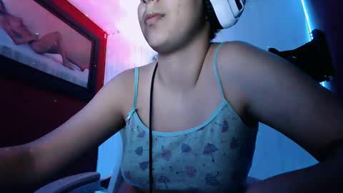 Laurent online show from February 2025 08:27:02 AM