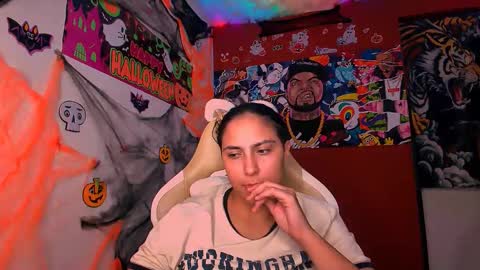 Laurent online show from October 2025 05:54:02 AM