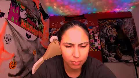 Laurent online show from October 2025 05:19:02 AM