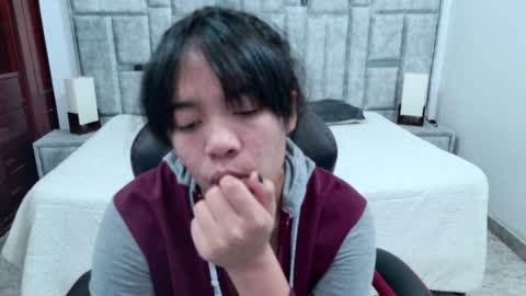 Snapshot of laurent1_ chatting on March 2026 03:21:02 AM laurent online show from March 2026 03:21:02 AM