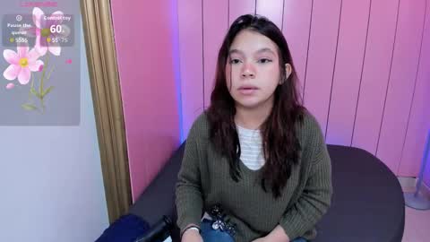 laurent_scott_ online show from October 2025 12:06:01 PM