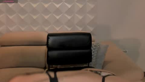 Laurent Rosse  online show from November 2025 12:04:01 PM