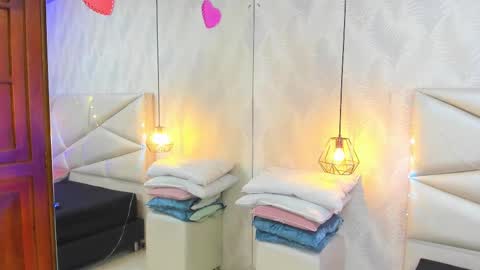 Laurent online show from January 2026 10:19:02 AM