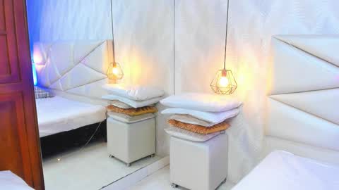 Laurent online show from February 2026 10:40:02 AM