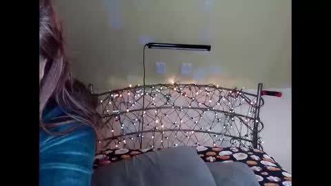 Lauren online show from December 2025 06:49:01 PM