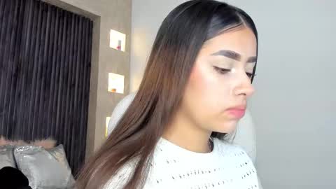 Lau online show from October 2025 04:50:01 PM