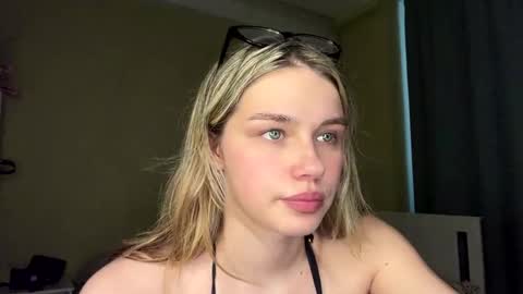 Bella online show from May 2026 12:11:02 PM