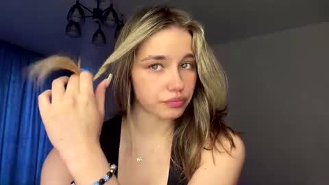 Bella online show from June 2026 01:17:02 PM