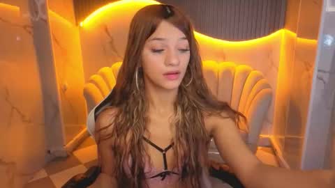 Snapshot of laurita_b chatting on March 2026 08:19:02 PM Laurita online show from March 2026 08:19:02 PM