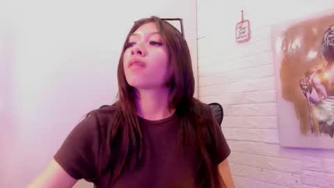 Snapshot of laurynandnarem chatting on March 2026 06:19:02 AM Laury and Narem online show from March 2026 06:19:02 AM