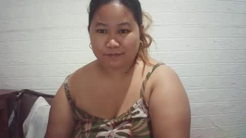 Snapshot of lavalyn214 chatting on March 2026 08:33:01 PM lavalyn214 online show from March 2026 08:33:01 PM