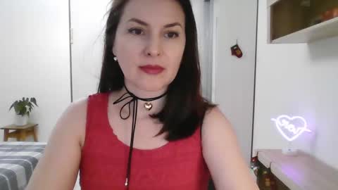 Snapshot of lavender_victoria chatting on December 2024 05:18:02 PM Diana online show from December 2024 05:18:02 PM