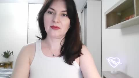 Snapshot of lavender_victoria chatting on February 2025 05:24:02 PM Diana online show from February 2025 05:24:02 PM