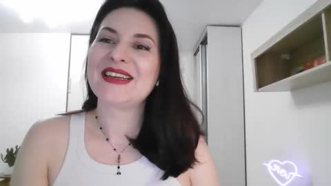 Snapshot of lavender_victoria chatting on February 2025 05:29:02 PM Diana online show from February 2025 05:29:02 PM