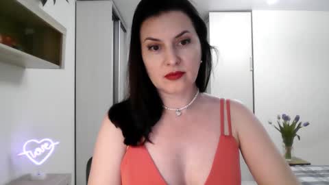 Snapshot of lavender_victoria chatting on March 2025 07:18:01 PM Diana online show from March 2025 07:18:01 PM