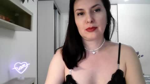 Snapshot of lavender_victoria chatting on March 2025 10:24:02 PM Diana online show from March 2025 10:24:02 PM