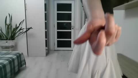 Snapshot of lavender_victoria chatting on September 2025 04:52:02 PM Diana online show from September 2025 04:52:02 PM