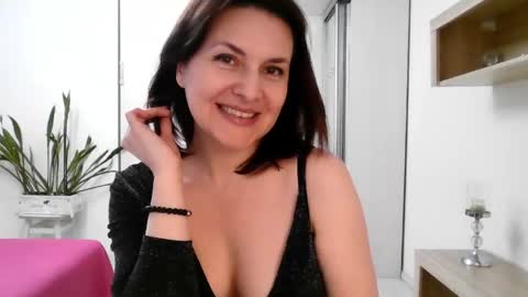 Diana  online show from May 2026 07:30:01 PM
