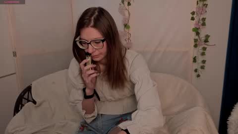 Gloria online show from December 2025 06:08:02 AM