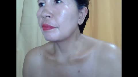 lavine1983 online show from April 2026 12:45:02 AM