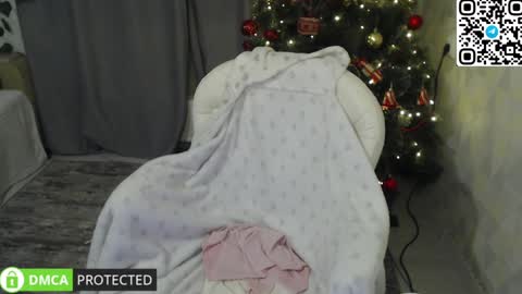 Mia online show from December 2024 03:26:01 AM