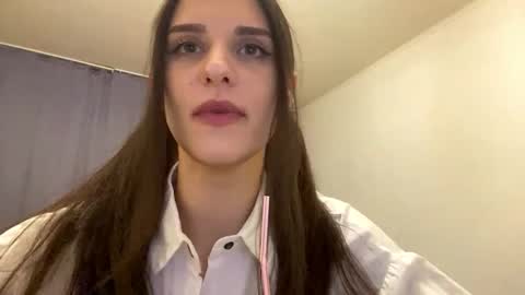 Elina online show from February 2026 03:27:02 PM