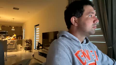 Snapshot of law_cambio chatting on December 2024 12:40:02 PM law_cambio online show from December 2024 12:40:02 PM