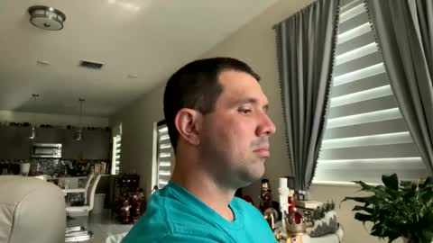 Snapshot of law_cambio chatting on December 2024 08:37:02 PM law_cambio online show from December 2024 08:37:02 PM